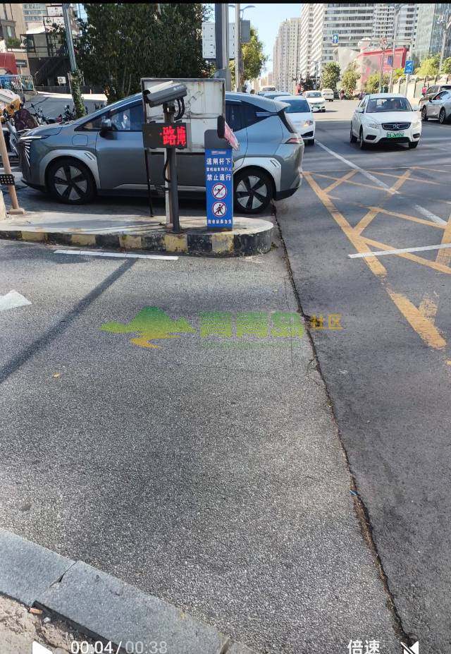 1789693033
