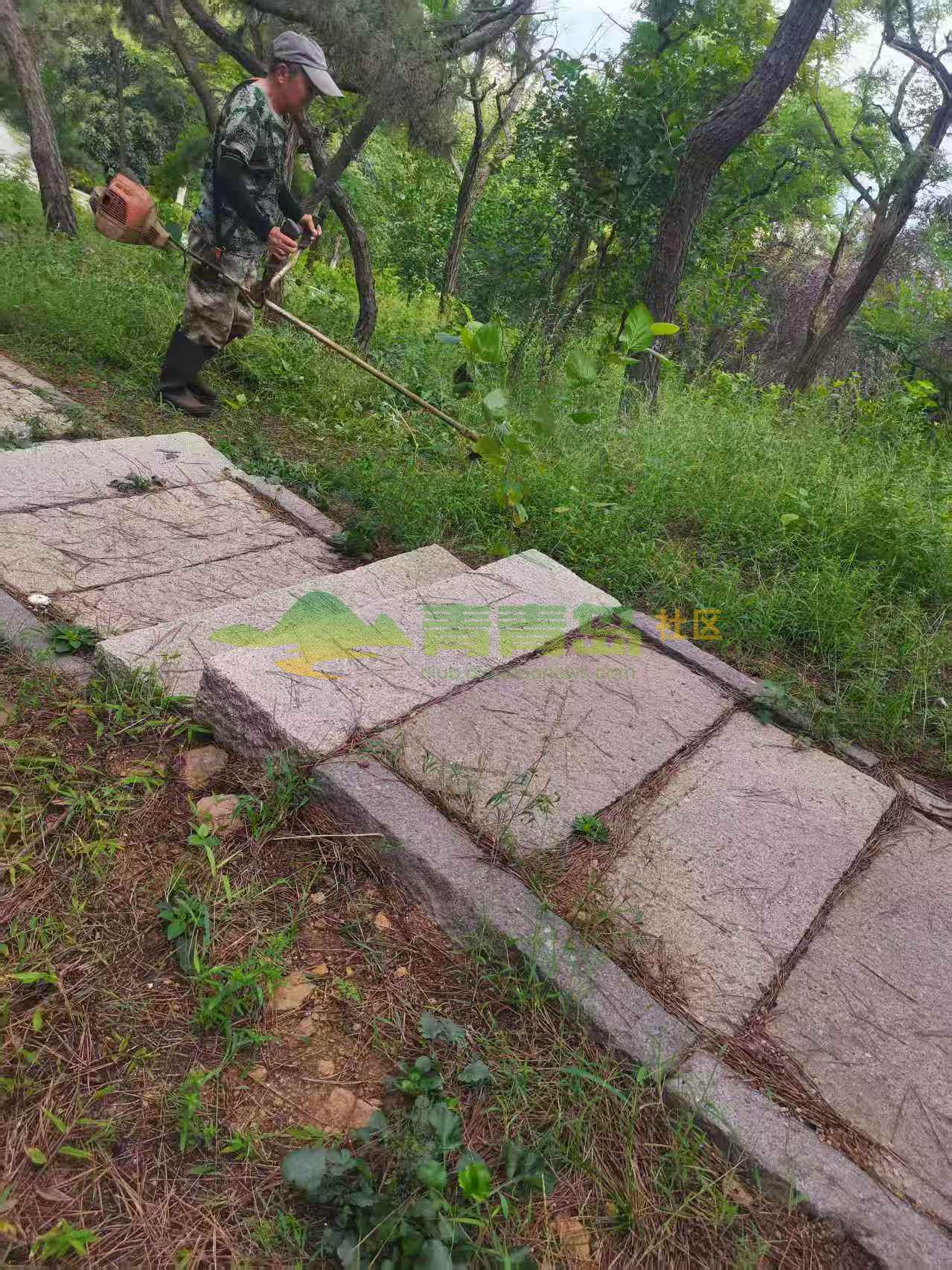 1758584178